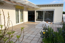 gro�e Sonnenterasse **RESERVIERT** Architektenbungalow + Einliegerwohnung + separate B�roeinheit in Feldrandlage