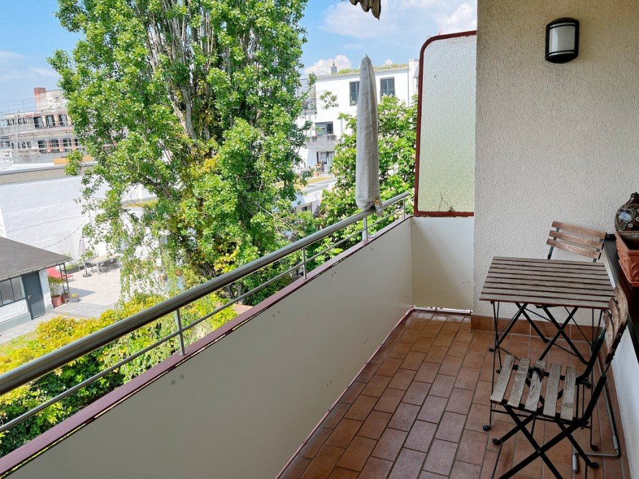 Sonnenbalkon Etagenwohnung Darmstadt