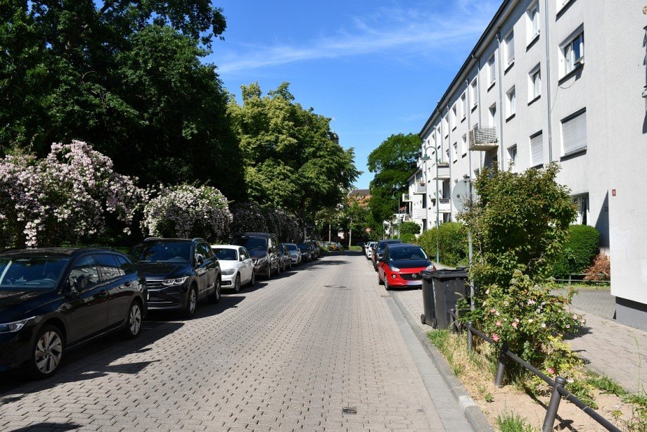 angenehme Wohnlage... Dachgeschosswohnung Darmstadt