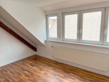 Zimmer 1 **VERMIETET** Stilvoll modernisierte Wohnung im beliebten Martinsviertel