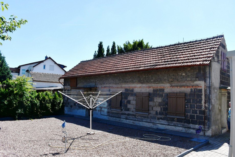 vielseitig nutzbares Nebengeb�ude Haus Weiterstadt