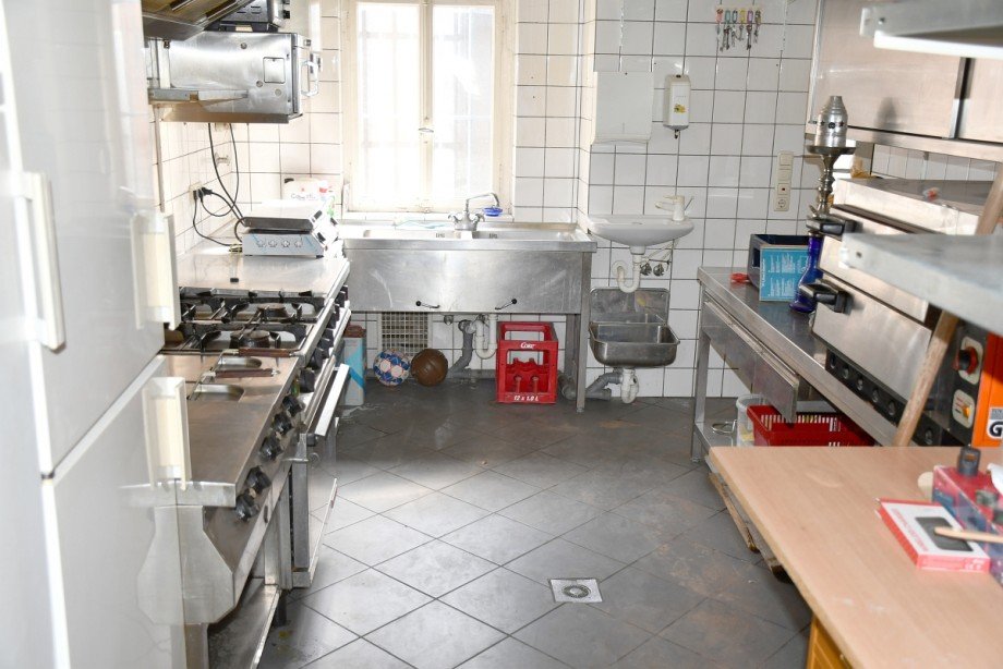 Gastrok�che Wohn- / Gesch�ftshaus Darmstadt-Eberstadt