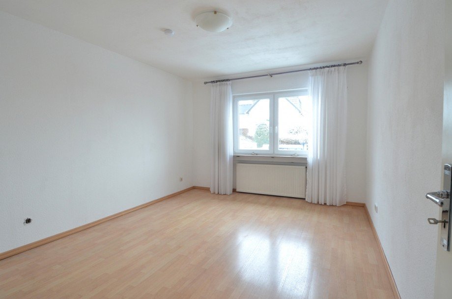 Schlafzimmer Erdgeschoss Haus B�ttelborn-Worfelden