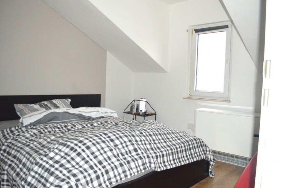 gem�tliches Schlafzimmer Mehrfamilienhaus Darmstadt