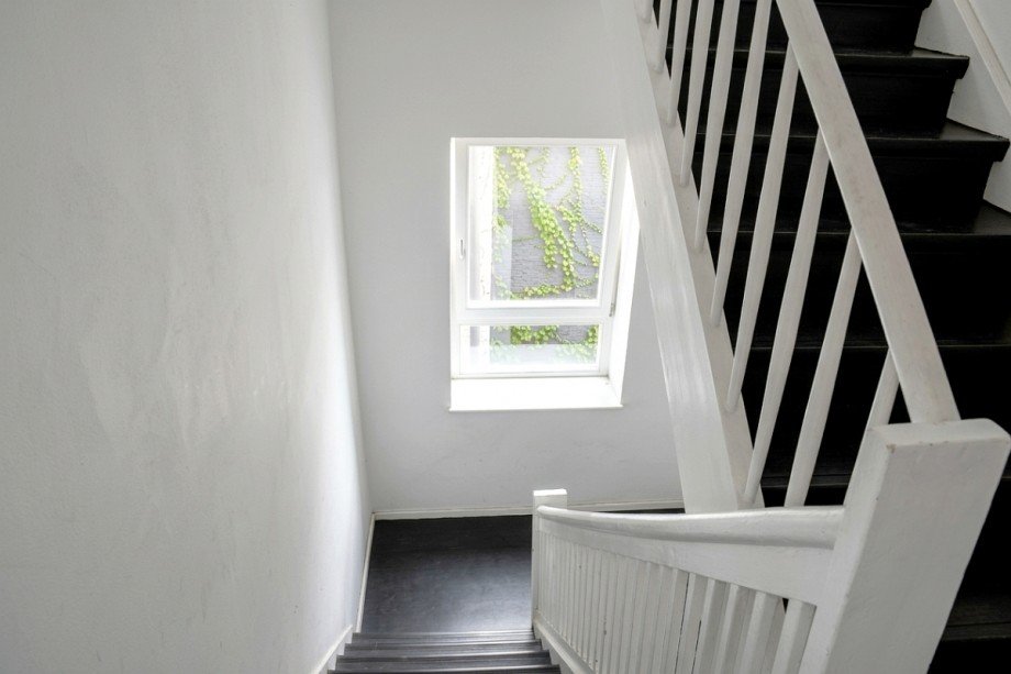stilvolles Treppenhaus Renditeobjekt Darmstadt