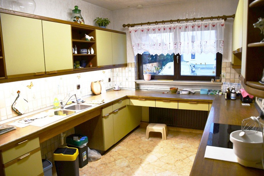 praktische Einbauk�che Einfamilienhaus M�hltal/Nieder-Ramstadt