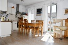 Wohnung DG: Wohnen/Essen/Kochen **VERKAUFT** Attraktive Kapitalanlage � freistehendes modernes Zweifamilienhaus