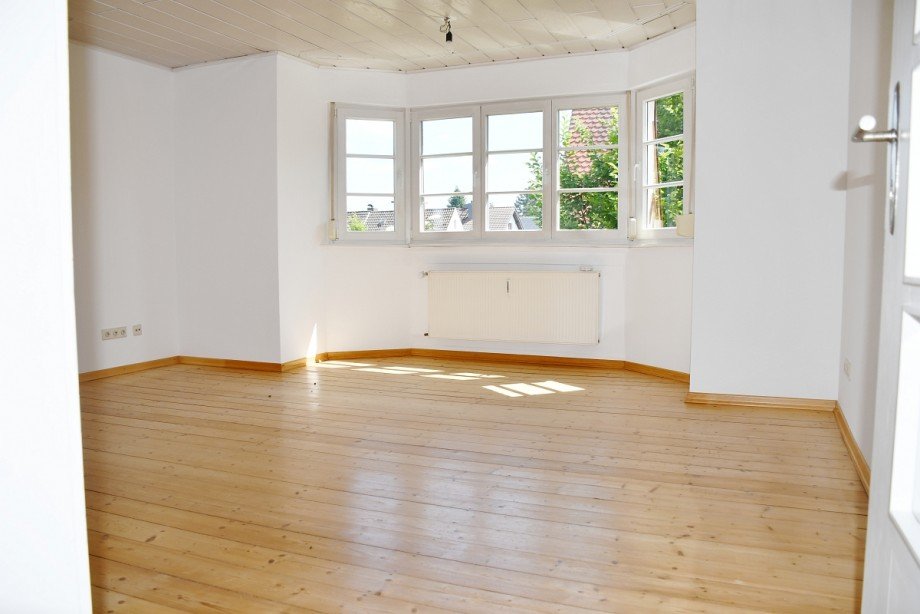 ansprechendes Wohnzimmer OG Einfamilienhaus Dieburg