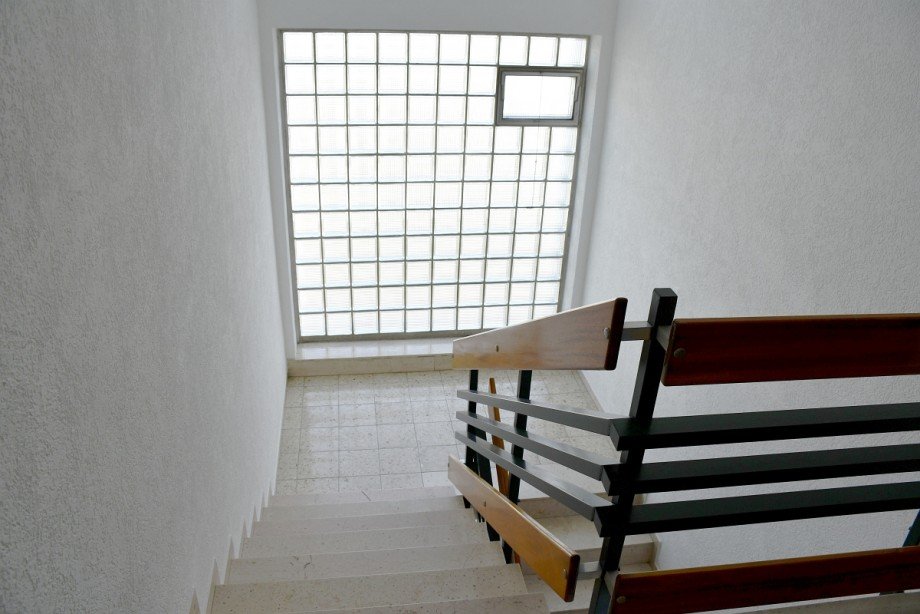 helles Treppenhaus Mehrfamilienhaus Darmstadt-Wixhausen