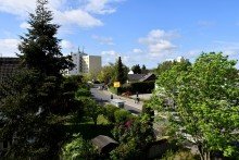 2 Zi. Whg.   Blick vom Balkon **VERKAUFT** Solides 21-Parteienhaus in Darmstadt-Wixhausen, auf 1.719 m� Grundst�ck