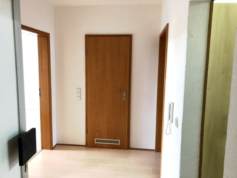 5 treten Sie ein..... Etagenwohnung Darmstadt