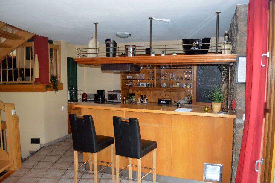 K�che mit Bar-Charakter Haus Zwingenberg