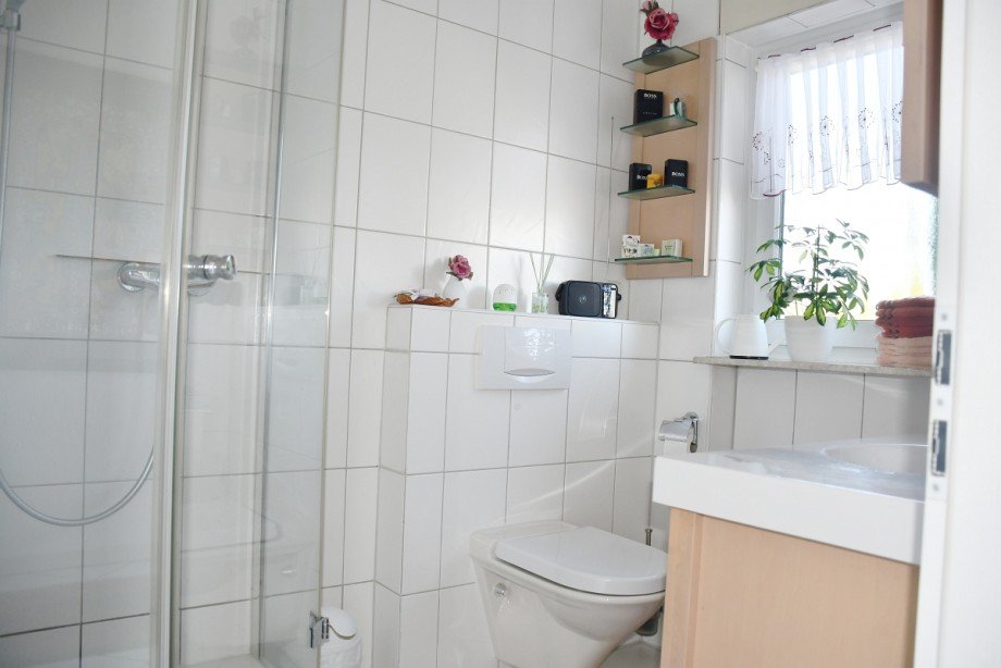 Dusche/G�ste WC Einfamilienhaus B�ttelborn-Worfelden