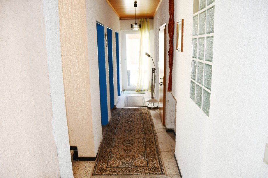 Flur Erdgeschoss Zweifamilienhaus Lautertal-Elmshausen