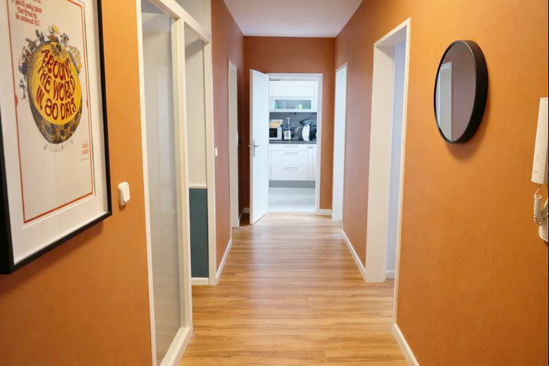 Flur Etagenwohnung Seeheim-Jugenheim