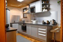 Einbauk�che Untergeschoss **VERKAUFT** Massiv gebauter Walmdachbungalow in herrlicher Odenwaldlage