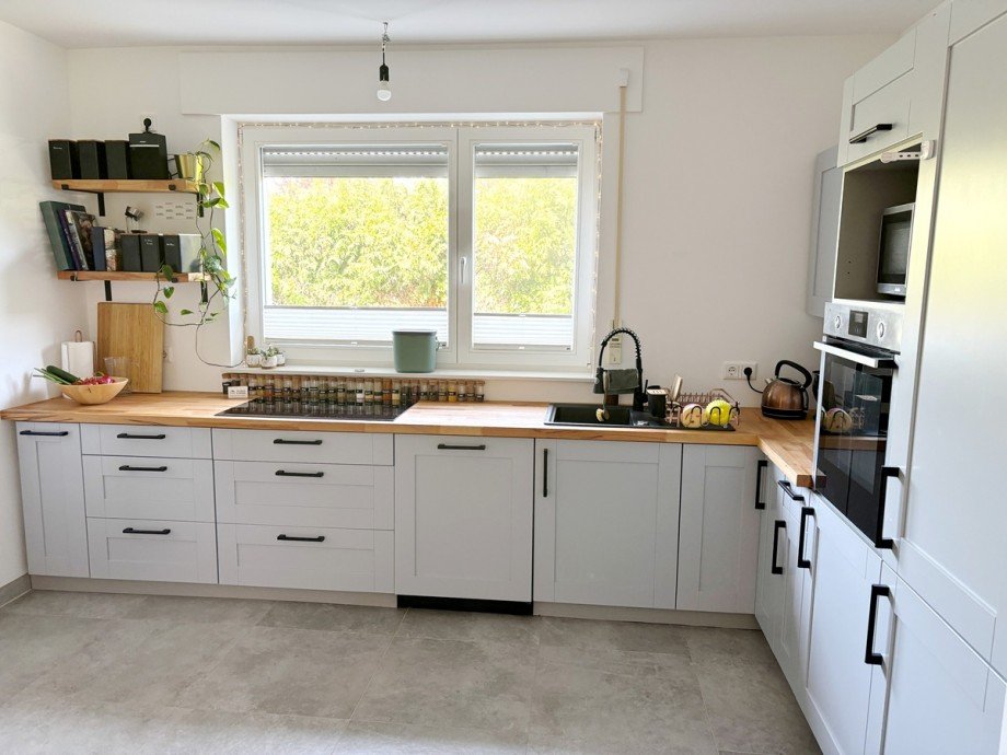 Einbauk�che Wohnung Ro�dorf