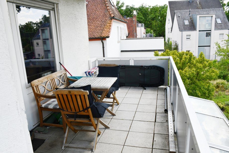 19 OG WHG4 Balkon Mehrfamilienhaus Darmstadt