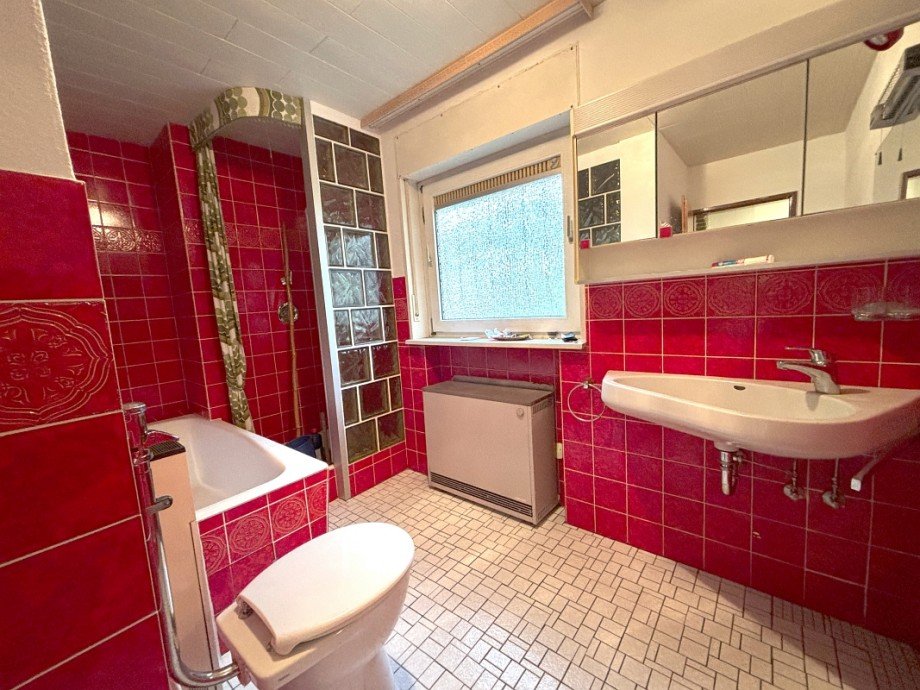 Tageslichtbad Einfamilienhaus M�hltal/Nieder-Ramstadt