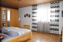 Wohnung Erdgeschoss: Schlafzimmer **VERKAUFT** Ansprechendes 3-Parteienhaus in Riedstadt-Crumstadt