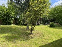 eingegr�nter Garten **VERKAUFT** Massiv gebauter Walmdachbungalow in herrlicher Odenwaldlage