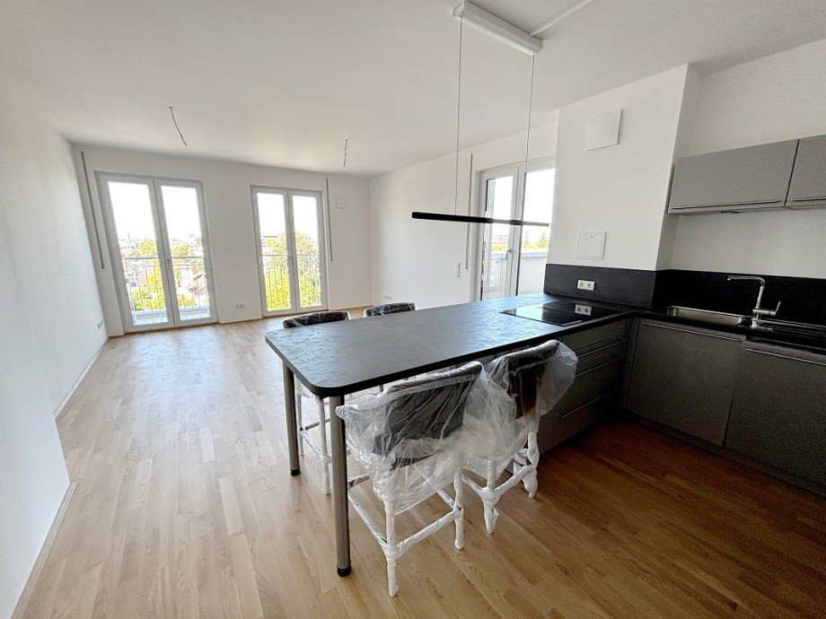 ansprechender Wohn-/Essbereich Dachgeschosswohnung Darmstadt