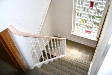 ansprechendes Treppenhaus **VERKAUFT** Charmantes Einfamilienhaus mit Ausbau- und weiterem Bebauungspotenzial
