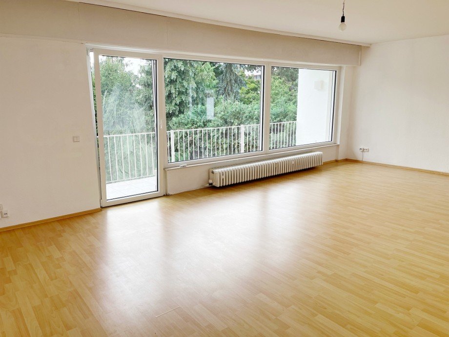 sonniger Wohnbereich Etagenwohnung Darmstadt-Arheilgen