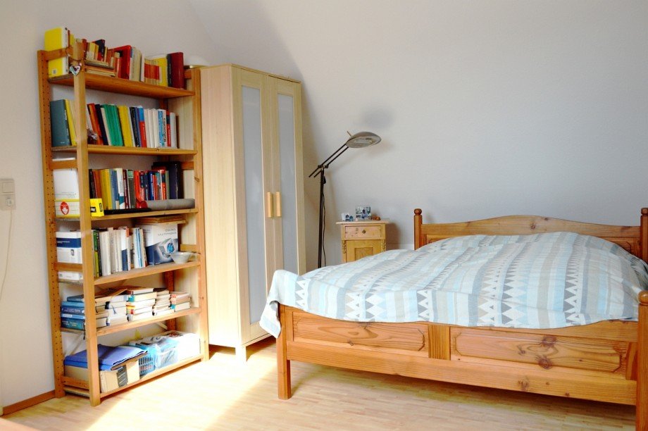 gem�tliches Schlafzimmer Maisonettewohnung Darmstadt