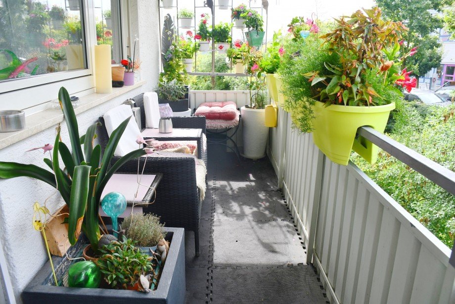 Sonnenbalkon mit Markise Etagenwohnung Reinheim