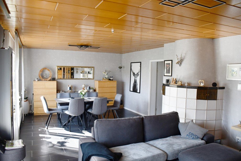 Wohnung OG Wohnen/Essen mit Kaminofen Mehrfamilienhaus Darmstadt