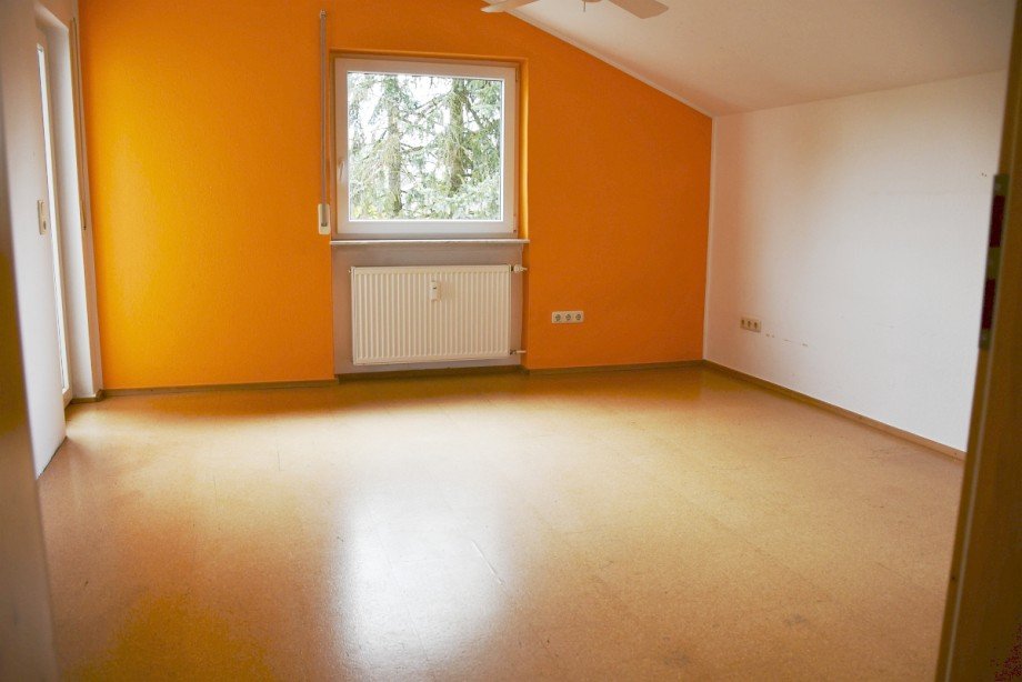 OG: Wohnung 2 - Schlafzimmer Mehrfamilienhaus Darmstadt-Wixhausen