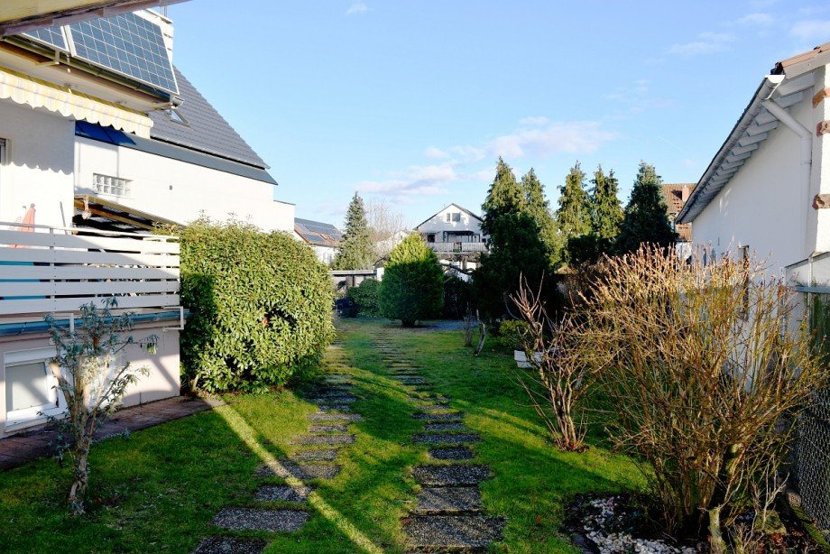 weitl�ufiges Grundst�ck Zweifamilienhaus Weiterstadt