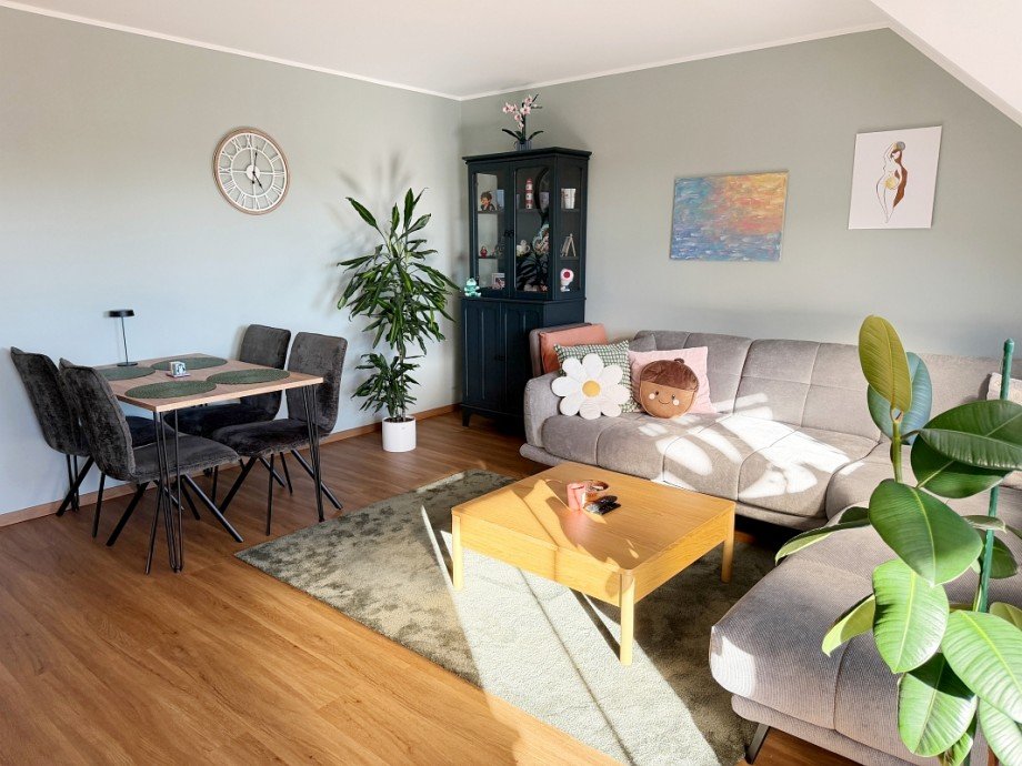 Wohnen/Essen Dachgeschosswohnung Pfungstadt-Eschollbr�cken