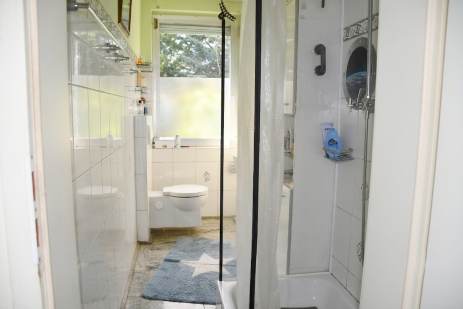Tageslichtbad Einfamilienhaus M�hltal-Traisa