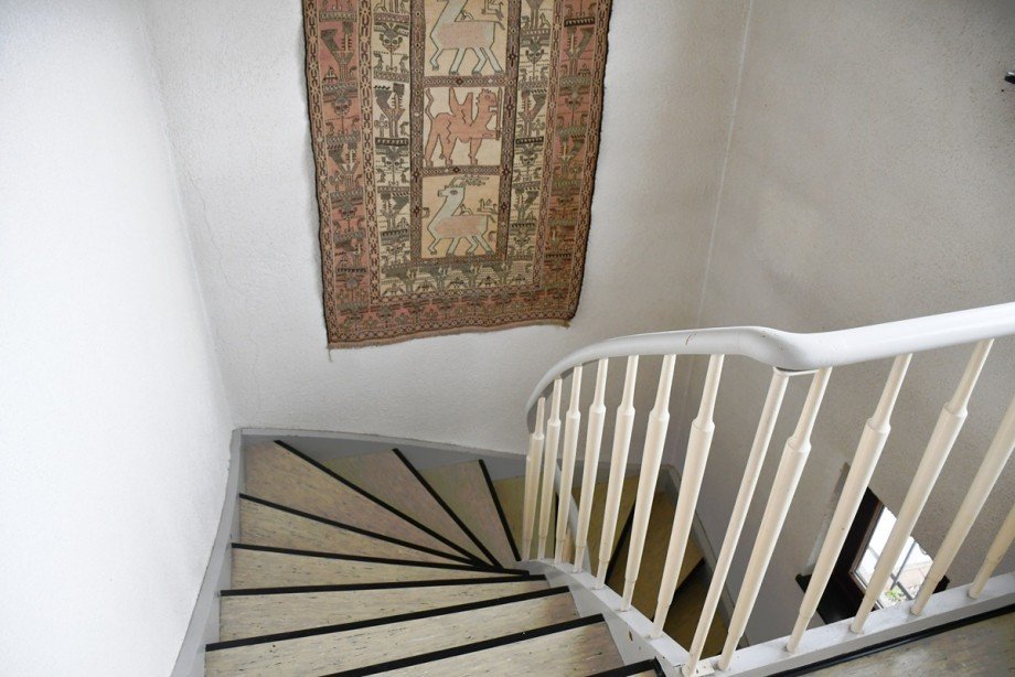 Treppenaufgang Zweifamilienhaus Seeheim-Jugenheim