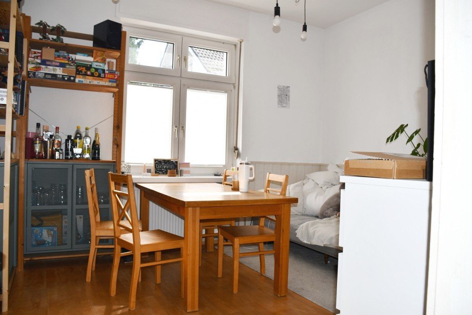 EG Zimmer Mehrfamilienhaus Darmstadt