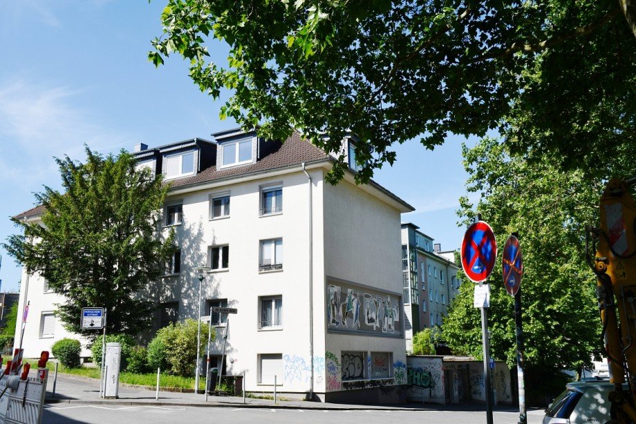Hausansicht Dachgeschosswohnung Darmstadt