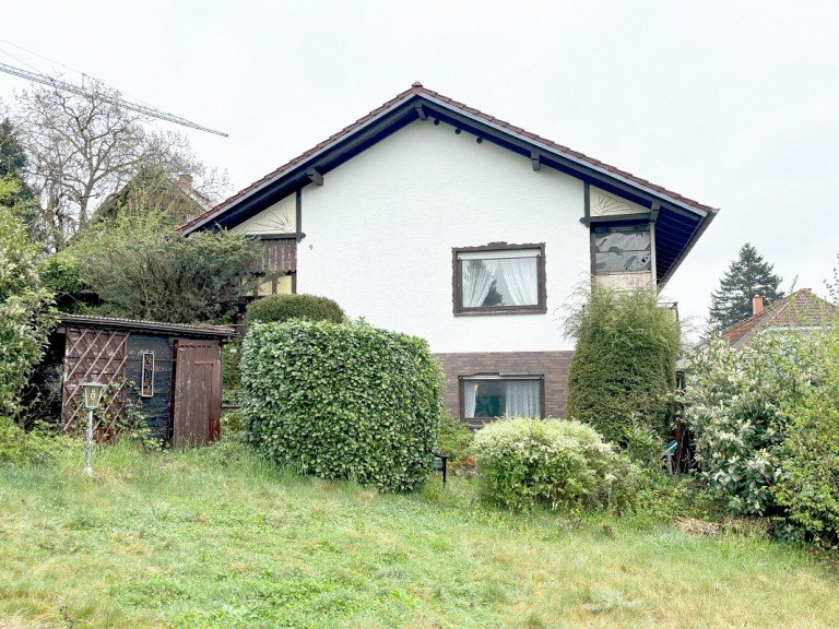 Hausansicht Modautal/Klein-Bieberau Einfamilienhaus **VERKAUFT** Einfamilienhaus mit ca. 100 m� Wfl. auf einer Ebene zuz. wohnraumm��ig ausgebautes UG