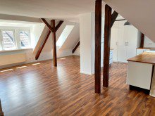 gro�z�giger Wohn-, Ess- und Kochbereich **VERMIETET** Stilvoll modernisierte Wohnung im beliebten Martinsviertel