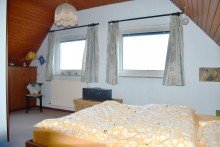 Schlafzimmer **VERKAUFT** Charmantes Einfamilienhaus mit Gartenparadies in Seeheim