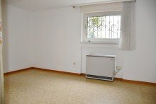 Arbeiten Untergeschoss **VERKAUFT** Gem�tlicher Walmdachbungalow mit Potenzial und Charme