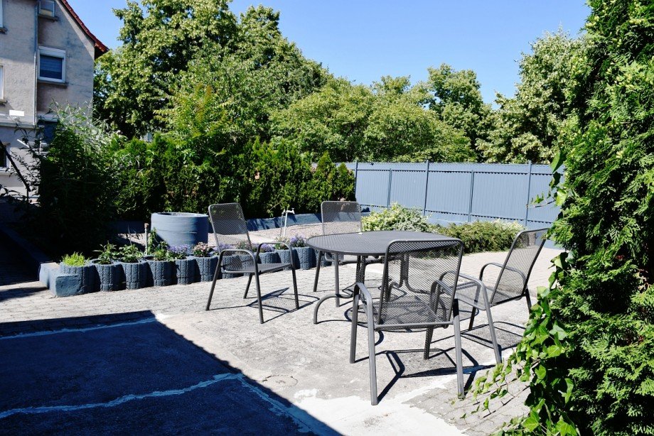 sonniger Sitzplatz Haus Weiterstadt