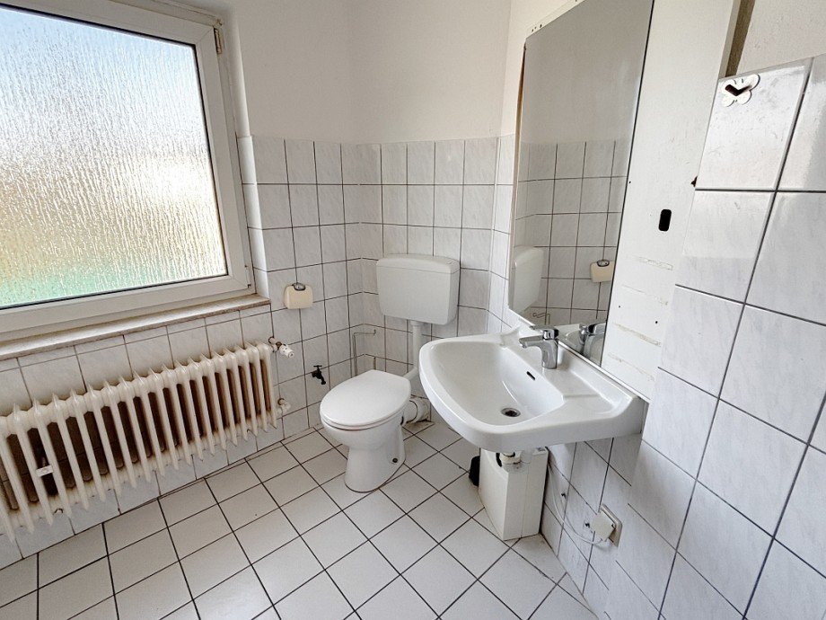 Tageslichtbad Obergeschoss..... sonstige Bickenbach