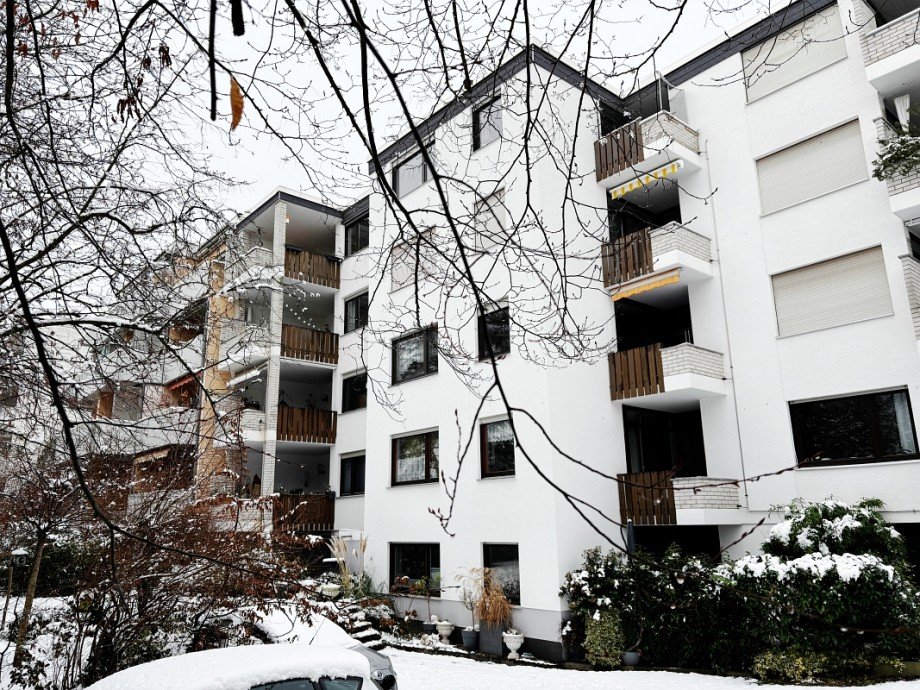 Hausansicht Etagenwohnung Seeheim-Jugenheim