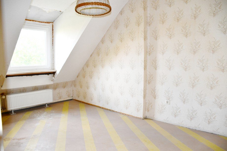 DG - Zimmer Mehrfamilienhaus Darmstadt