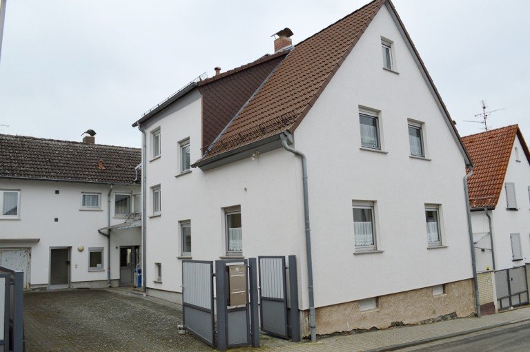 Hauseinheit 1 Reinheim Zweifamilienhaus **VERKAUFT** 2-Familienhaus bestehend aus 2 Hauseinheiten in Reinheim-Zeilhard