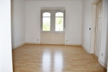 Wohnzimmer **VERKAUFT** Stilvolles Wohn-/Gesch�ftshaus in attraktiver Lage von Darmstadt-Eberstadt