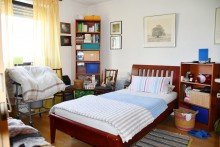 2 Zi. Whg.   gem�tliches Schlafzimmer **VERKAUFT** Solides 21-Parteienhaus in Darmstadt-Wixhausen, auf 1.719 m� Grundst�ck