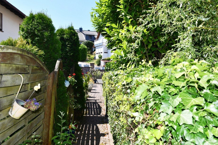 2 Hauszuweg Doppelhaush�lfte Modautal-Brandau
